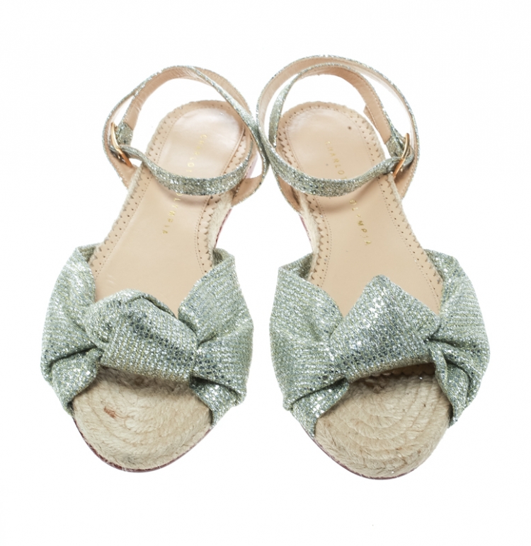 مملوكة مسبقًا Charlotte Olympia Metallic Silver Glitter Fabric Marina Knot Ankle Strap Flat Sandals Size 38.5