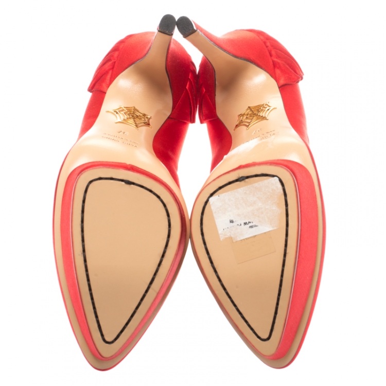 Pre Owned Charlotte Olympia Red Satin Paloma Fan Pleat Platform Pumps Size 37