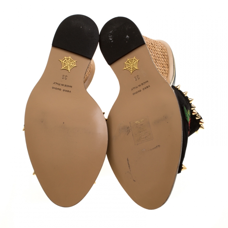 مملوكة مسبقًا Charlotte Olympia Black Suede Gail Embroidered Open Toe Wedge Sandals Size 39