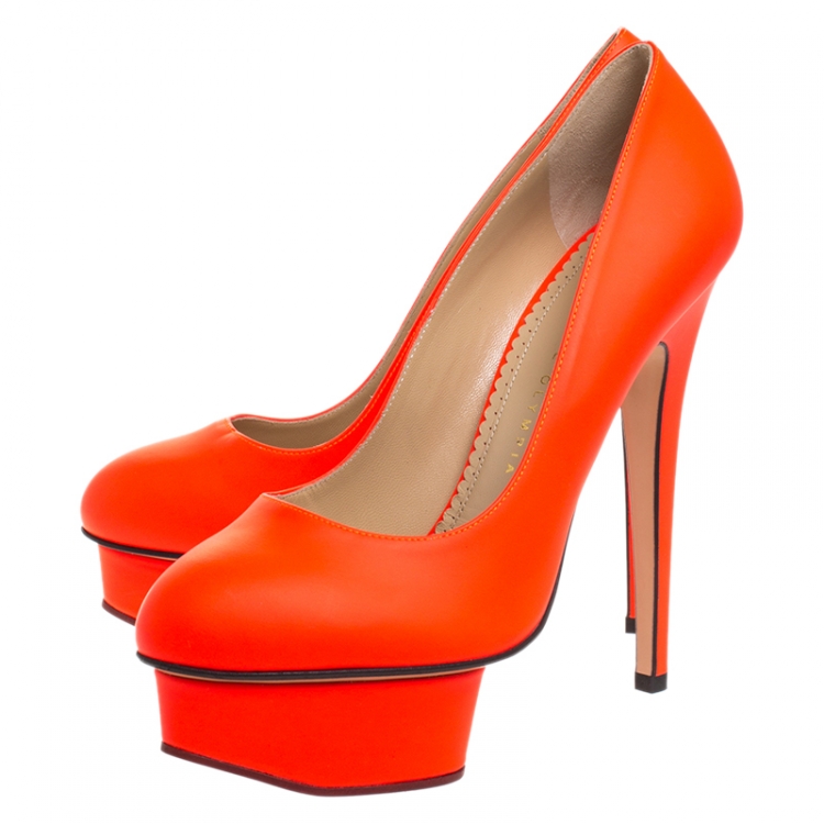 مملوكة مسبقًا Charlotte Olympia Orange Leather Dolly Platform Pumps Size 38