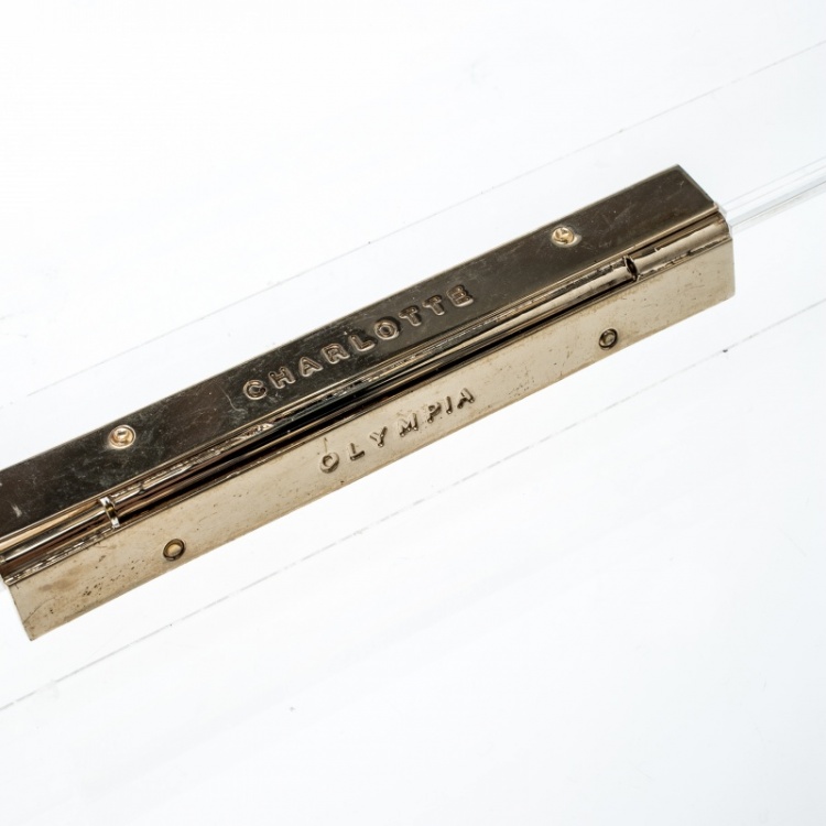 Pre Owned Charlotte Olympia Transparent Perspex Naughty Pandora Clutch