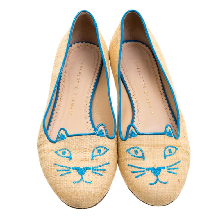 مملوكة مسبقًا Charlotte Olympia Beige and Blue Raffia Kitty Flats Size 37