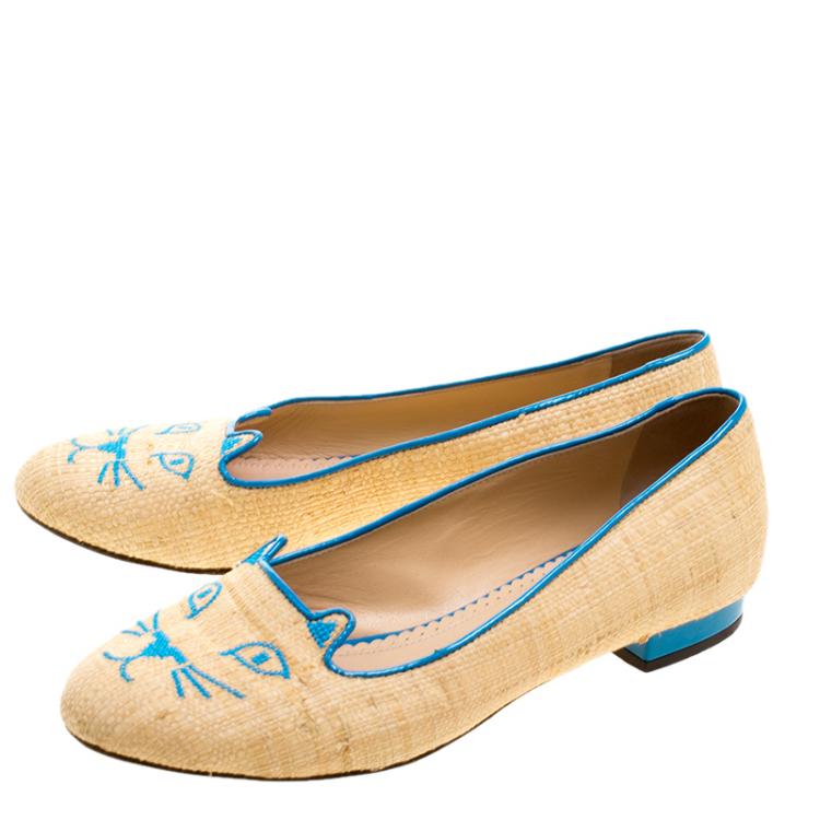 مملوكة مسبقًا Charlotte Olympia Beige and Blue Raffia Kitty Flats Size 37