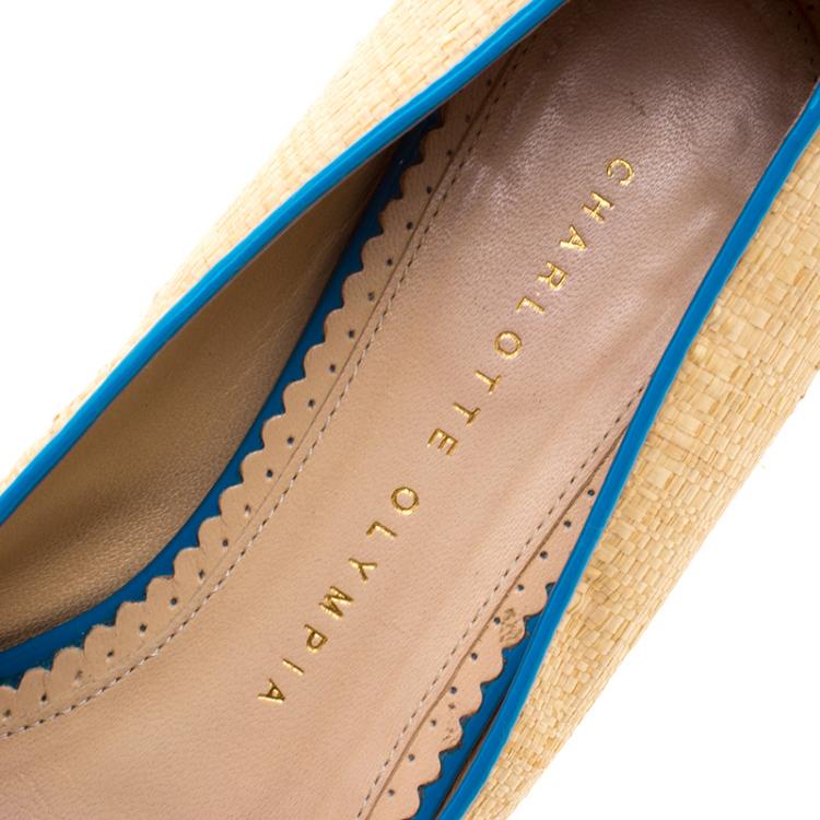 مملوكة مسبقًا Charlotte Olympia Beige and Blue Raffia Kitty Flats Size 37