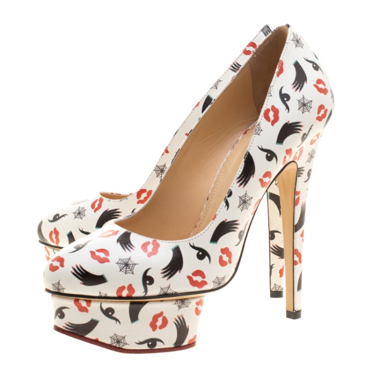 مملوكة مسبقًا Charlotte Olympia M.A.C Collection White Printed Leather Dolly Pumps Size 37