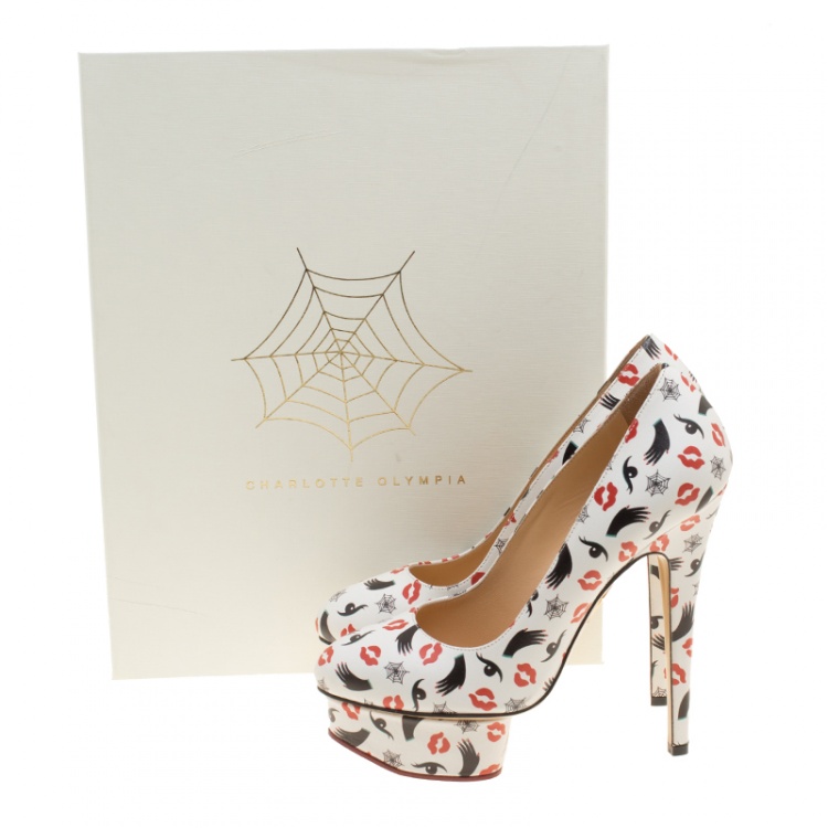مملوكة مسبقًا Charlotte Olympia M.A.C Collection White Printed Leather Dolly Pumps Size 37