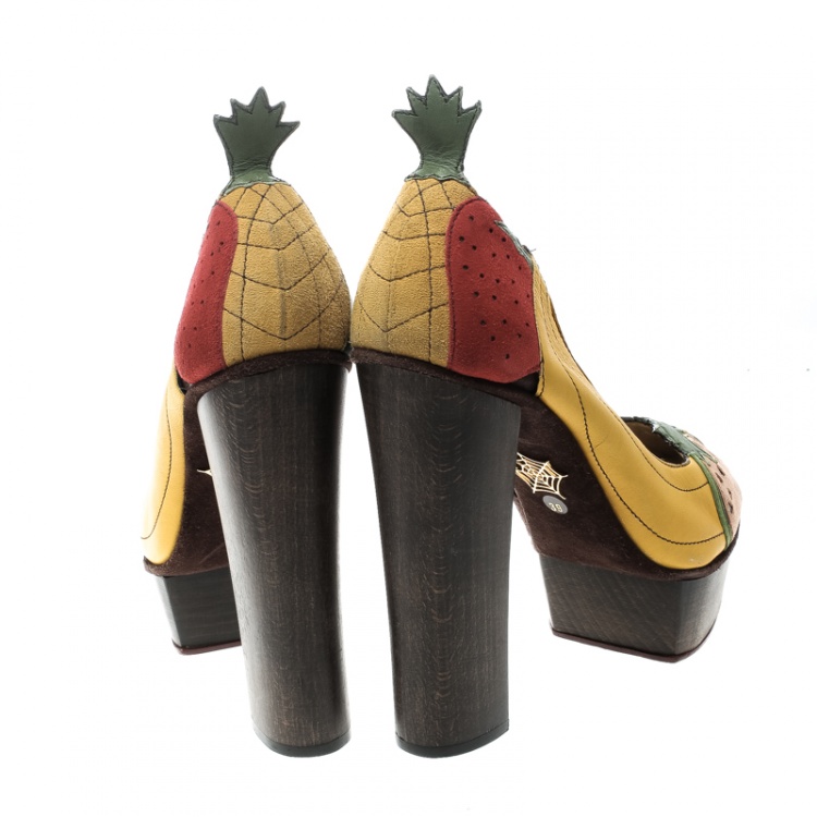 Pre Owned Charlotte Olympia Multicolor Leather and Suede Bananas Is My Business Block Heels Pumps Size 39
