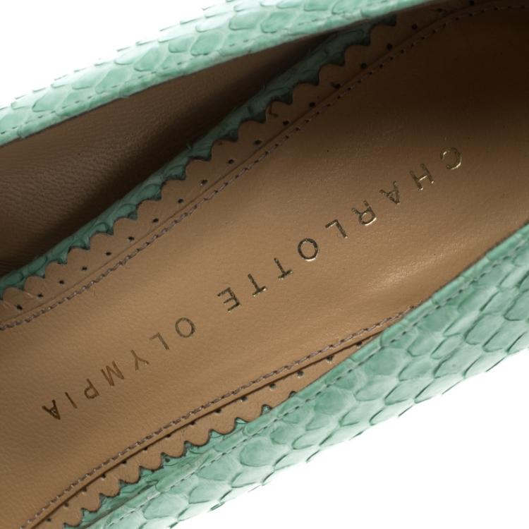 Pre Owned Charlotte Olympia Mint Green Python Monroe Pumps Size 36