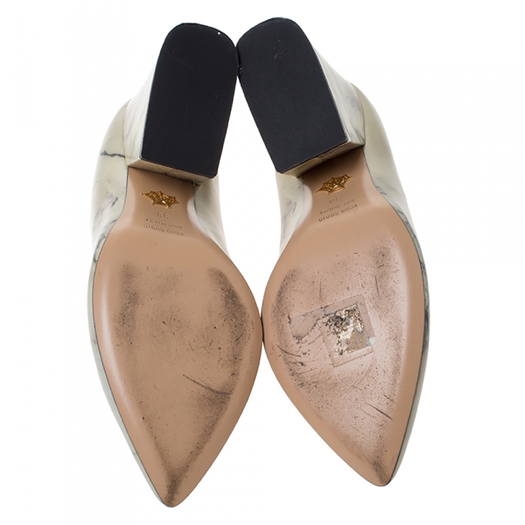 Pre Owned Charlotte Olympia Cream Marble Print Leather Mabel Pumps Size 38