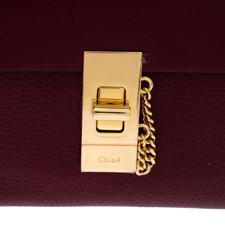 Pre Owned Chloe Burgundy Quilted Leather Compact Drew Wallet