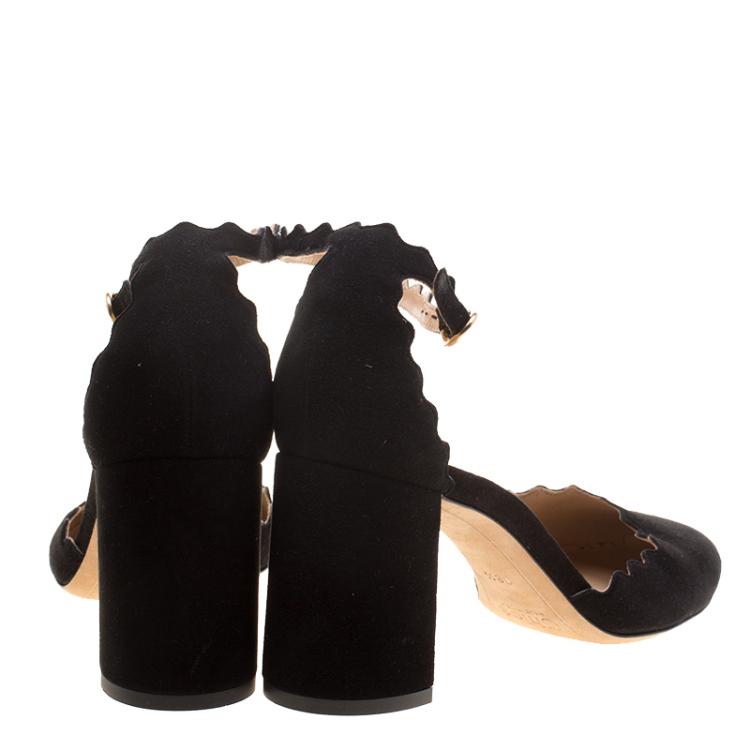 مملوكة مسبقًا Chloe Black Scalloped Suede Ankle Strap Block Heel Sandals Size 38.5