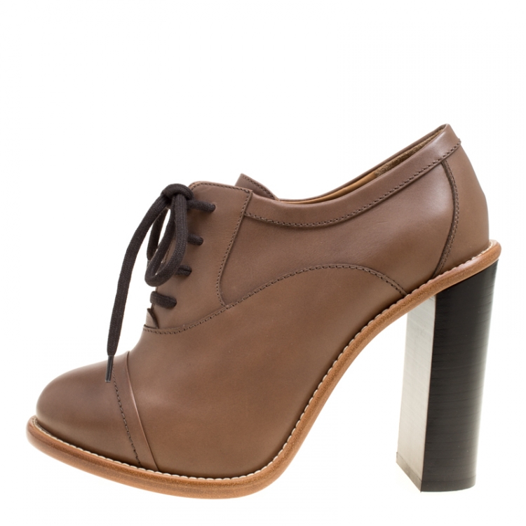 مملوكة مسبقًا Chloe Brown Leather Lace Up Ankle Boots Size 39