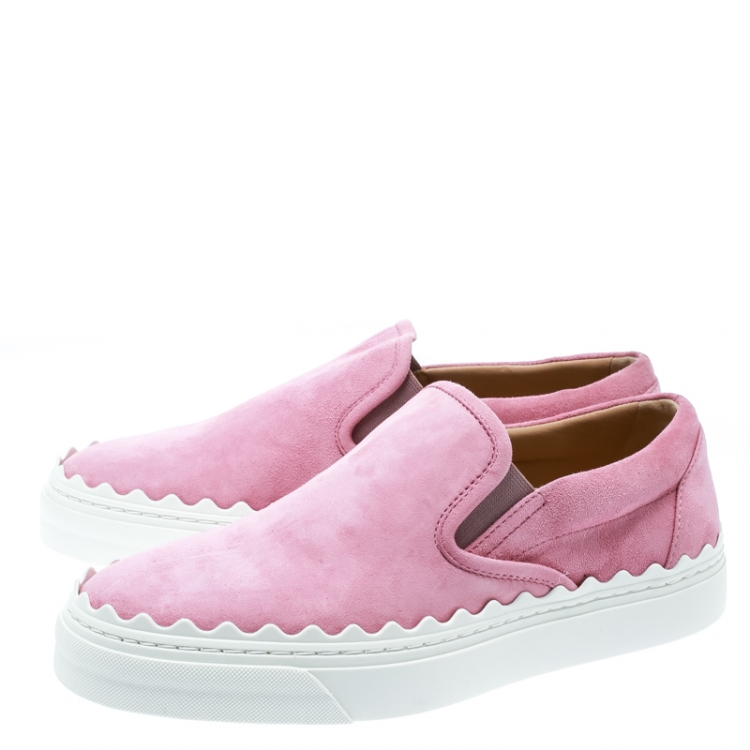 مملوكة مسبقًا Chloe Light Pink Suede Ivy Scallop Slip On Sneakers Size 36
