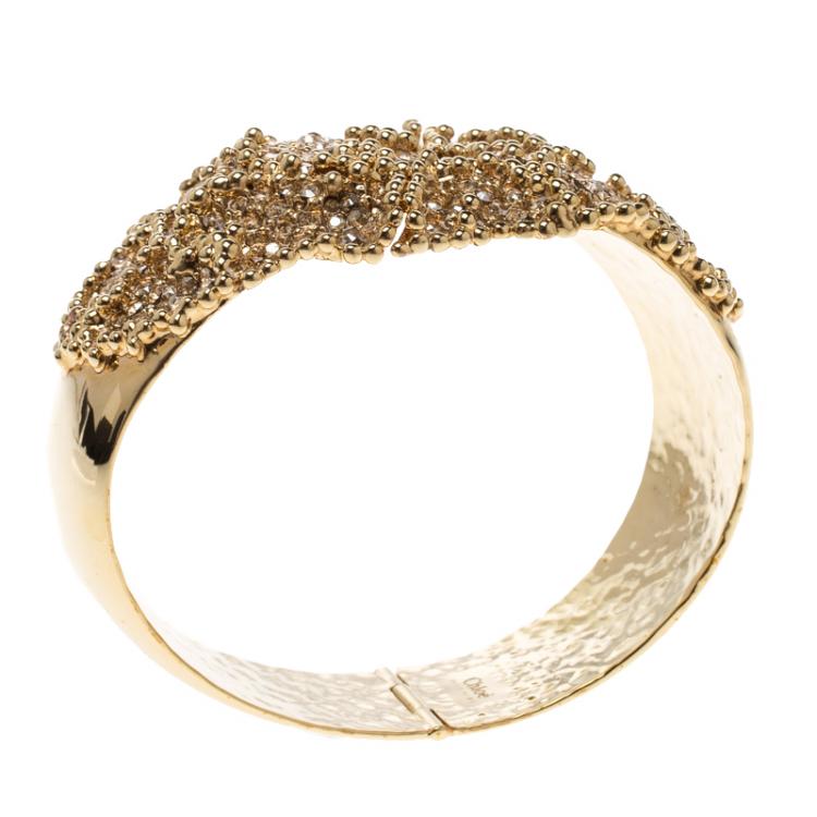 Pre Owned Chloe Crystal Gold Tone Chunky Cuff Bracelet 17cm