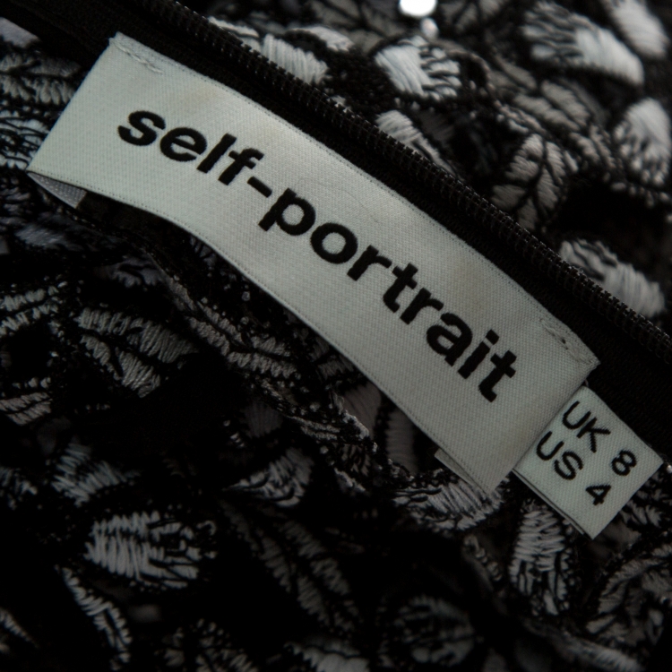 مملوكة مسبقًا Self Portrait Monochrome Floral Embroidered Lace Cropped Top S