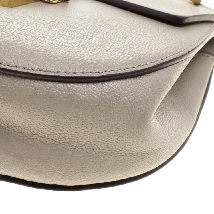 مملوكة مسبقًا Chloe Grey Leather Small Drew Shoulder Bag