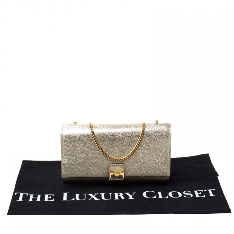 Pre Owned Chloe Gold Leather Bow Detail Chain Shoulder Bag