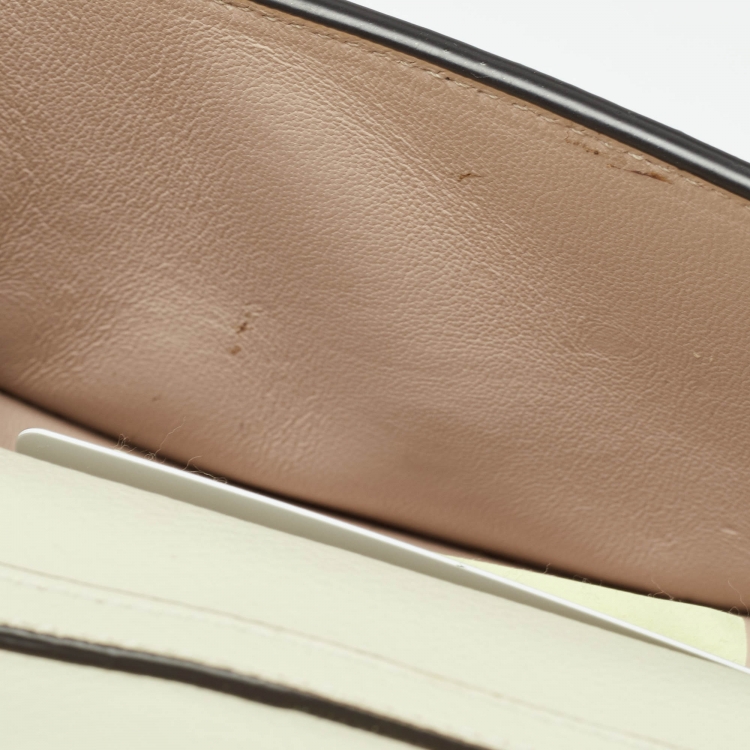 Pre Owned Chloe Off White Leather Nile Minaudiere Crossbody Bag