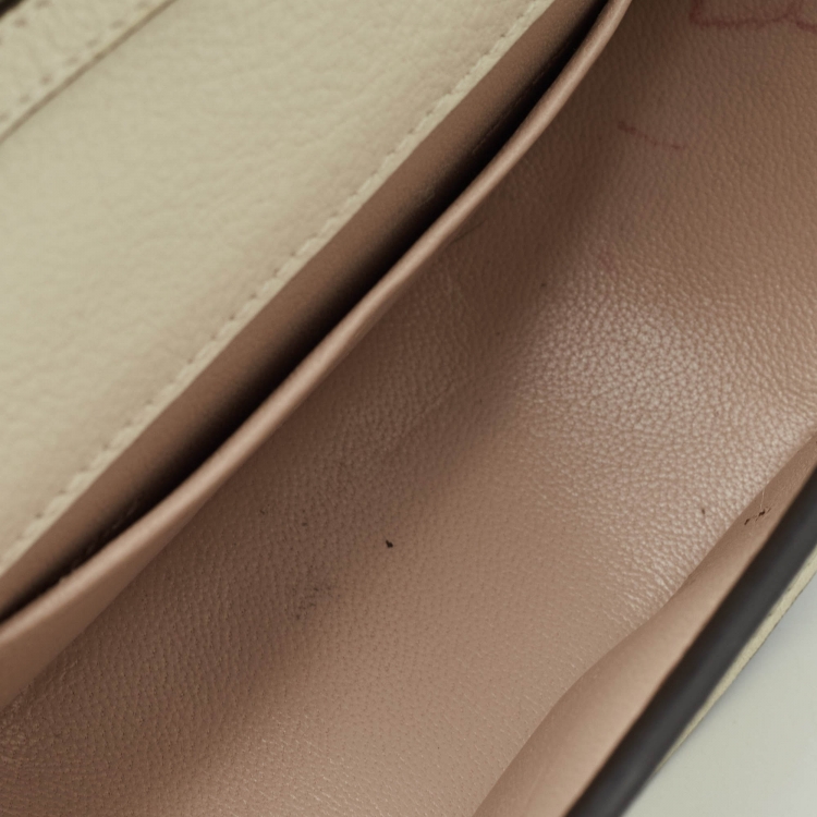 Pre Owned Chloe Off White Leather Nile Minaudiere Crossbody Bag