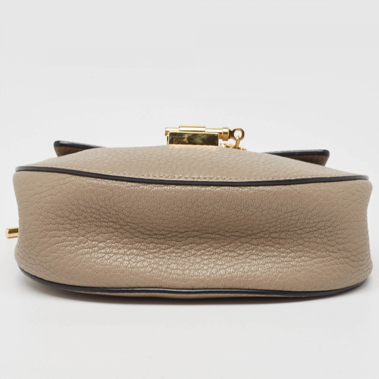 Pre Owned Chloe Beige Leather Small Drew Chain Crossbody Bag