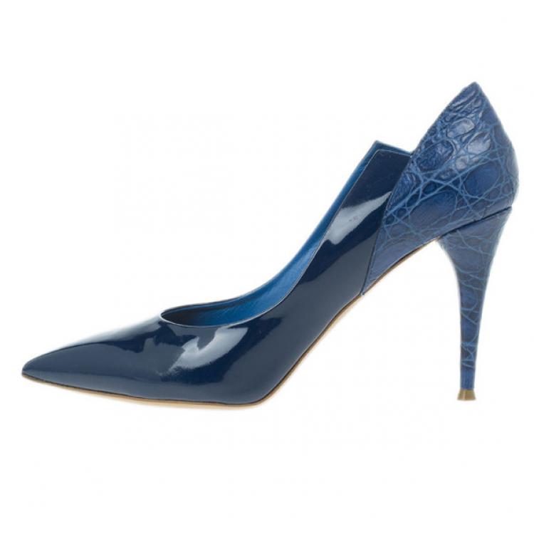 Pre Owned Chloe Blue Croc Embossed and Patent Leather Irina Pointed Toe Pumps Size 40