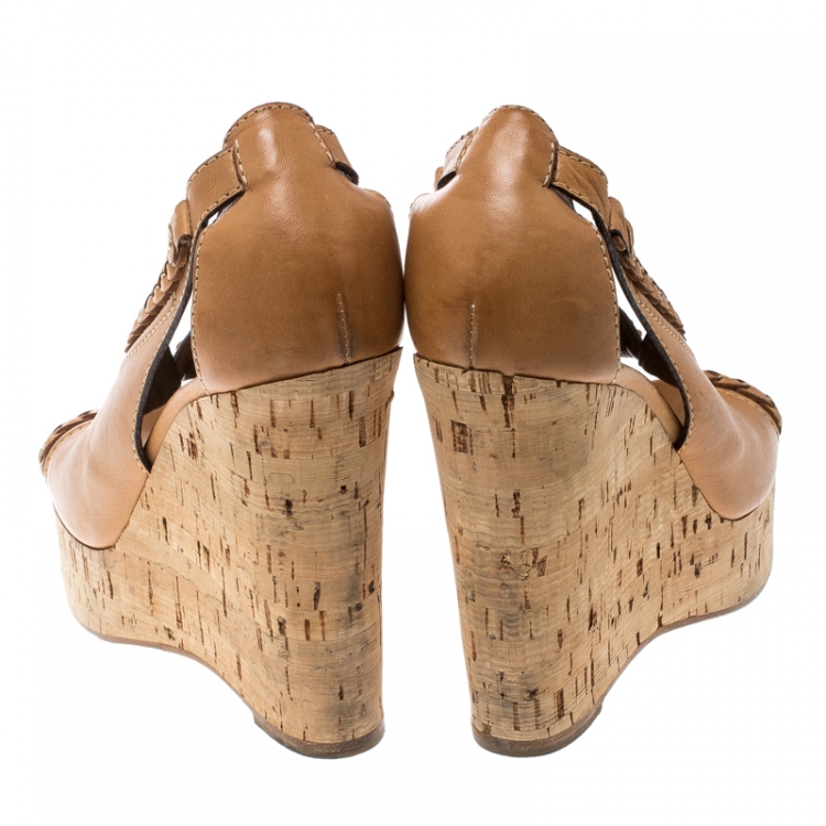 مملوكة مسبقًا Chloe Brown Leather Braided Detail Cork Wedge Sandals Size 39.5