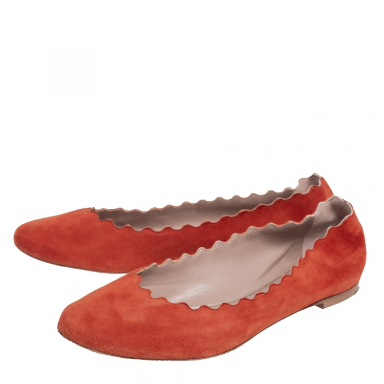 Pre Owned Chloé  Dark Orange Suede Lauren Scalloped Ballet Flats Size 39.5