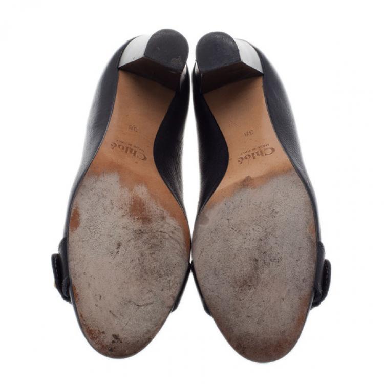 Pre Owned Chloe Black Leather Buckle Pumps Size 38