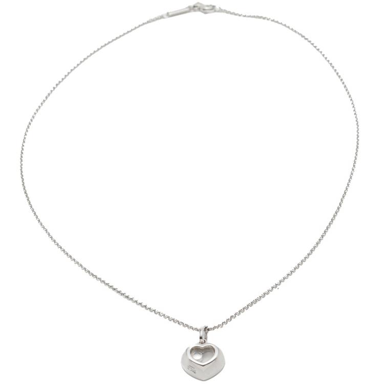 مملوكة مسبقًا Chopard White Gold Happy Diamond Icon Necklace