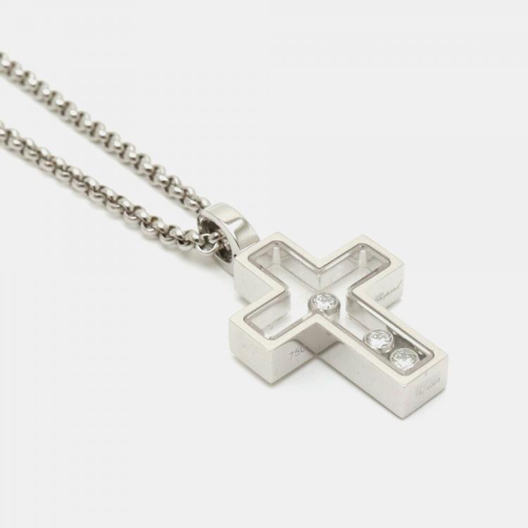 Pre Owned Chopard 18K White Gold and Diamond Happy Diamonds Cross Pendant Necklace