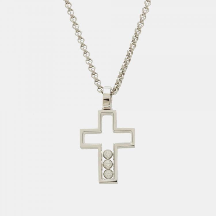 Pre Owned Chopard 18K White Gold and Diamond Happy Diamonds Cross Pendant Necklace