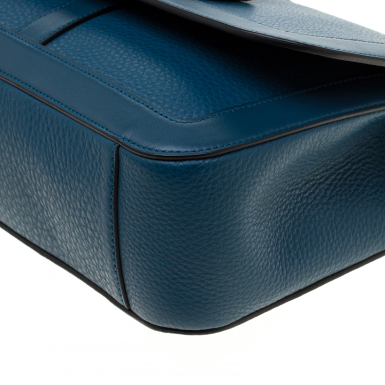 مملوكة مسبقًا Christian Louboutin Blue Leather Sweet Charity Shoulder Bag