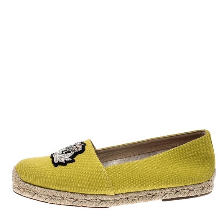 Pre Owned Christian Louboutin Yellow Canvas Gala Embroidered Crest Espadrille Loafers Size 38