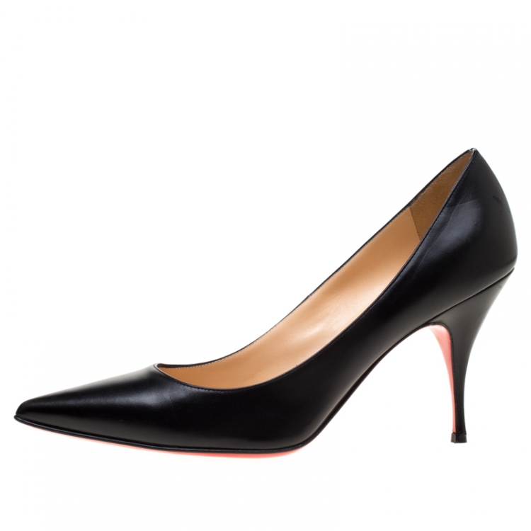 Pre Owned Christian Louboutin Black Leather Pointed Toe Pumps Size 40