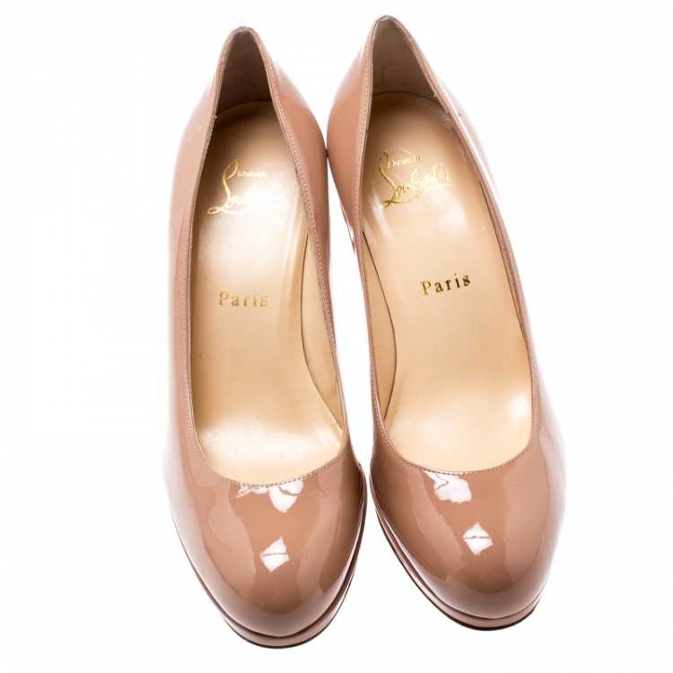 مملوكة مسبقًا Christian Louboutin Beige Patent Leather New Simple Pumps Size 37