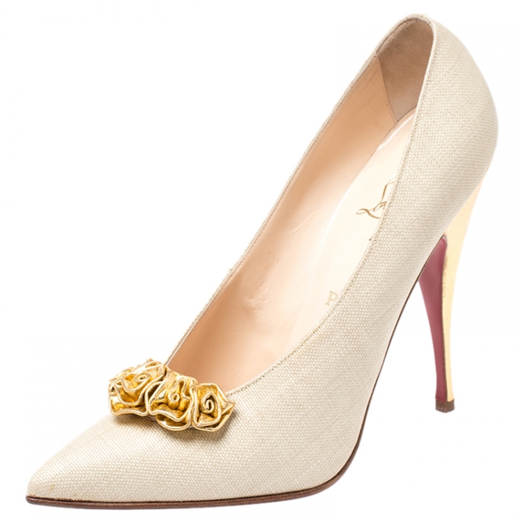 Pre Owned Christian Louboutin Beige Woven Canvas And Gold Floral Applique Pumps Size 40.5