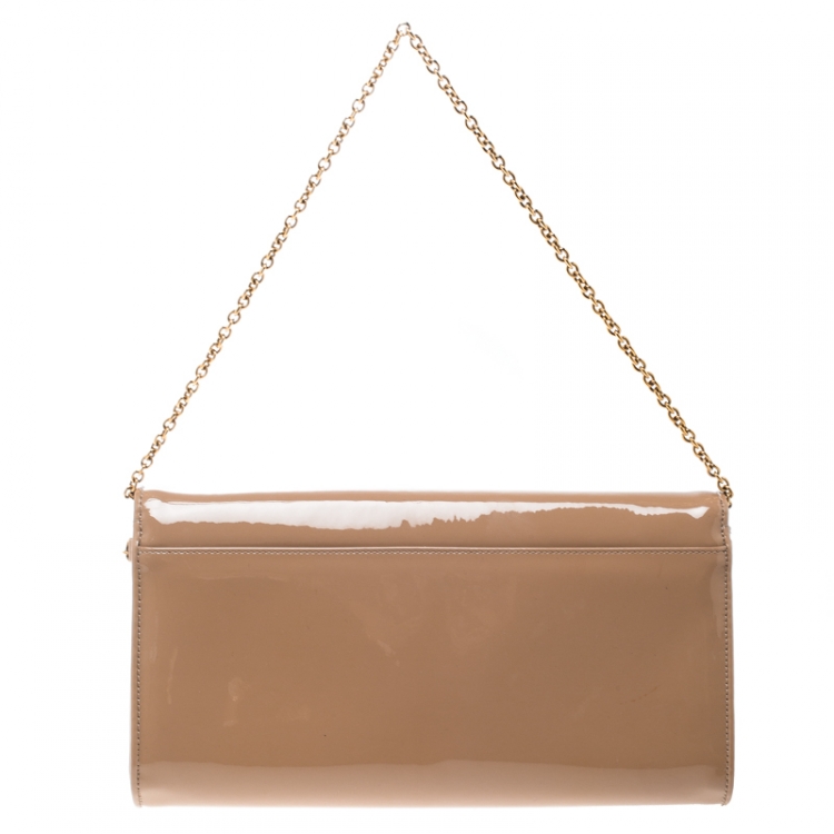 مملوكة مسبقًا Christian Louboutin Beige Patent Leather Riviera Clutch
