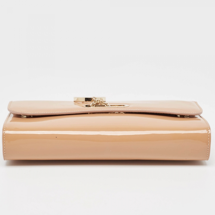 Pre Owned Christian Louboutin Beige Patent Leather Riviera Clutch