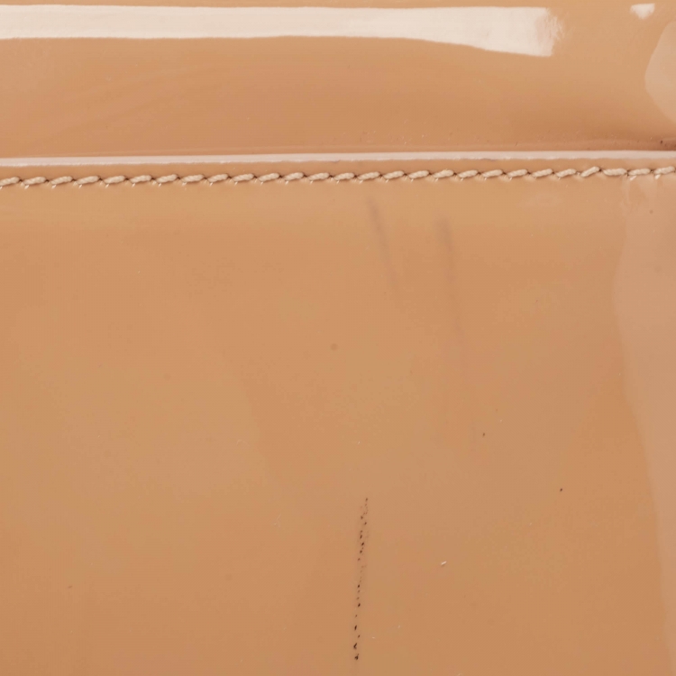 Pre Owned Christian Louboutin Beige Patent Leather Riviera Clutch