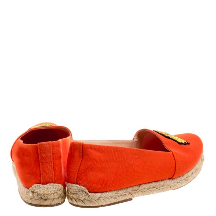 Pre Owned Christian Louboutin Orange Canvas Gala Embroidered Crest Espadrille Loafers Size 38