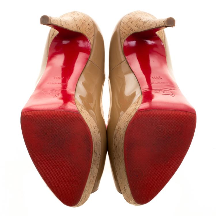 Pre Owned Christian Louboutin Beige Patent Leather Banana Cork Heel Peep Toe Platform Pumps Size 38.5