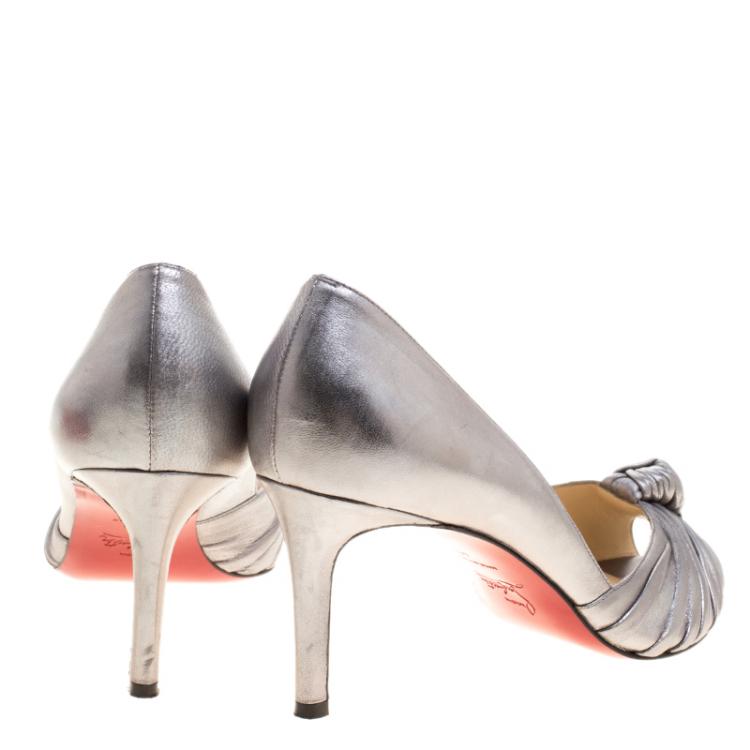 Pre Owned Christian Louboutin Silver Leather Knot Peep Toe Pumps Size 40