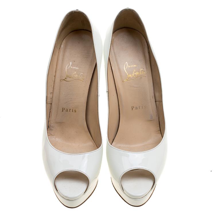 مملوكة مسبقًا Christian Louboutin White Patent Leather New Very Prive Peep Toe Platform Pumps Size 38.5