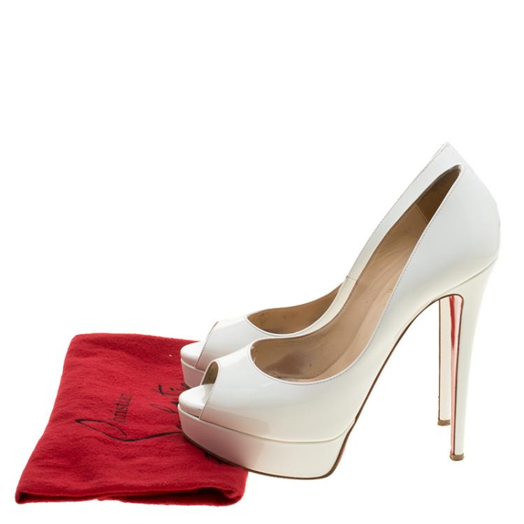 مملوكة مسبقًا Christian Louboutin White Patent Leather New Very Prive Peep Toe Platform Pumps Size 38.5