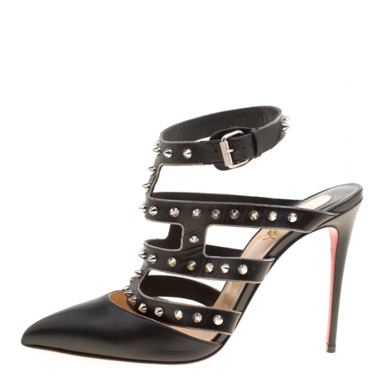 مملوكة مسبقًا Christian Louboutin Black Leather Tchicaboum Spike Embellished Strappy Sandals Size 39.5