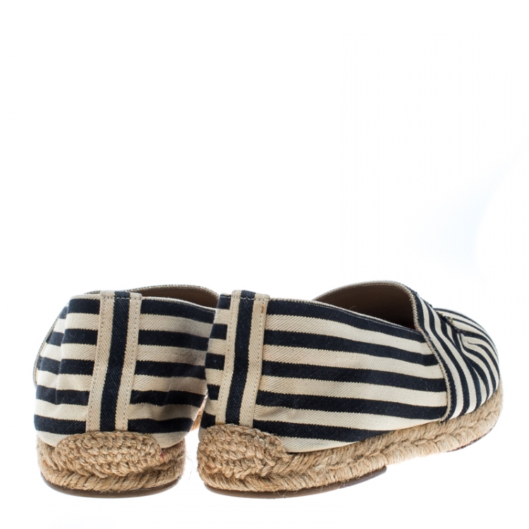 Pre Owned Christian Louboutin Black/White Striped Canvas Gala Embroidered Crest Espadrille Loafers Size 40
