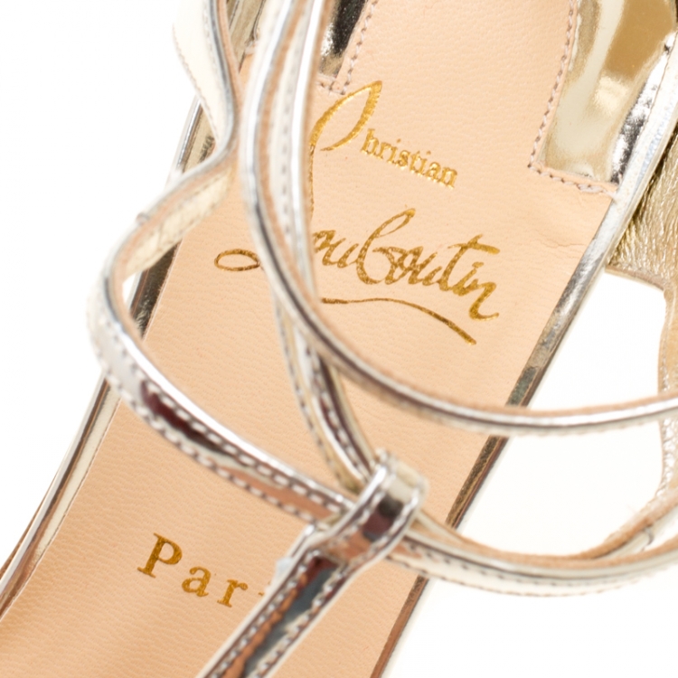 Pre Owned  Christian Louboutin Metallic Light Gold Leather Benedetta T Strap Sandals Size 39
