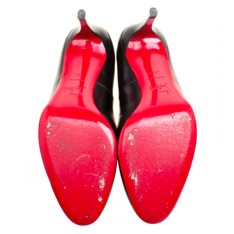 Pre Owned Christian Louboutin Black Leather Simple Pumps Size 38.5