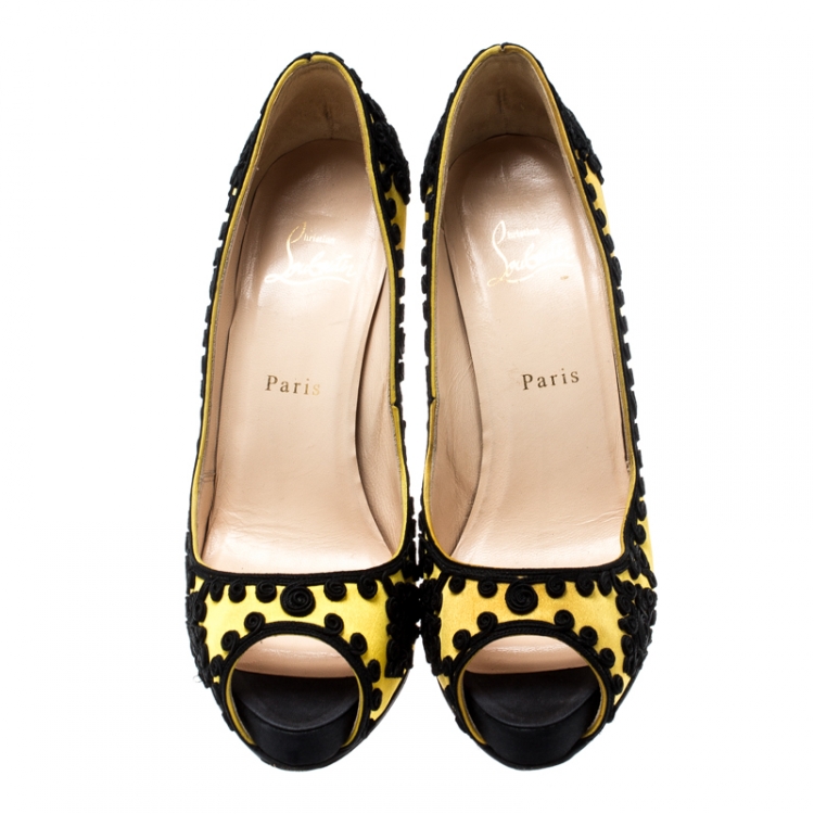 Pre Owned Christian Louboutin Yellow Satin And Black Lace Embroidered Very Prive Peep Toe Platform Pumps Size 39