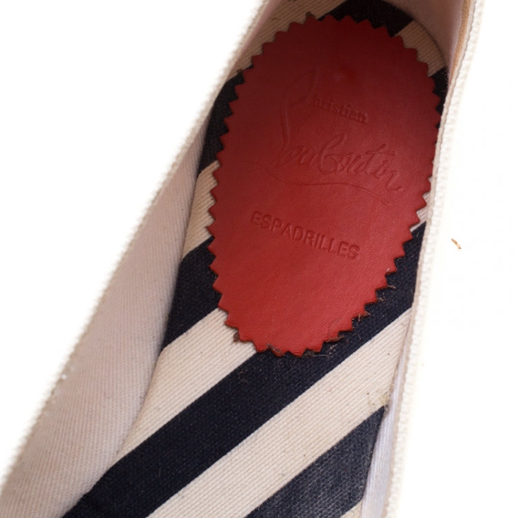 Pre Owned Christian Louboutin White Canvas Gala Embroidered Crest Espadrille Loafers Size 39